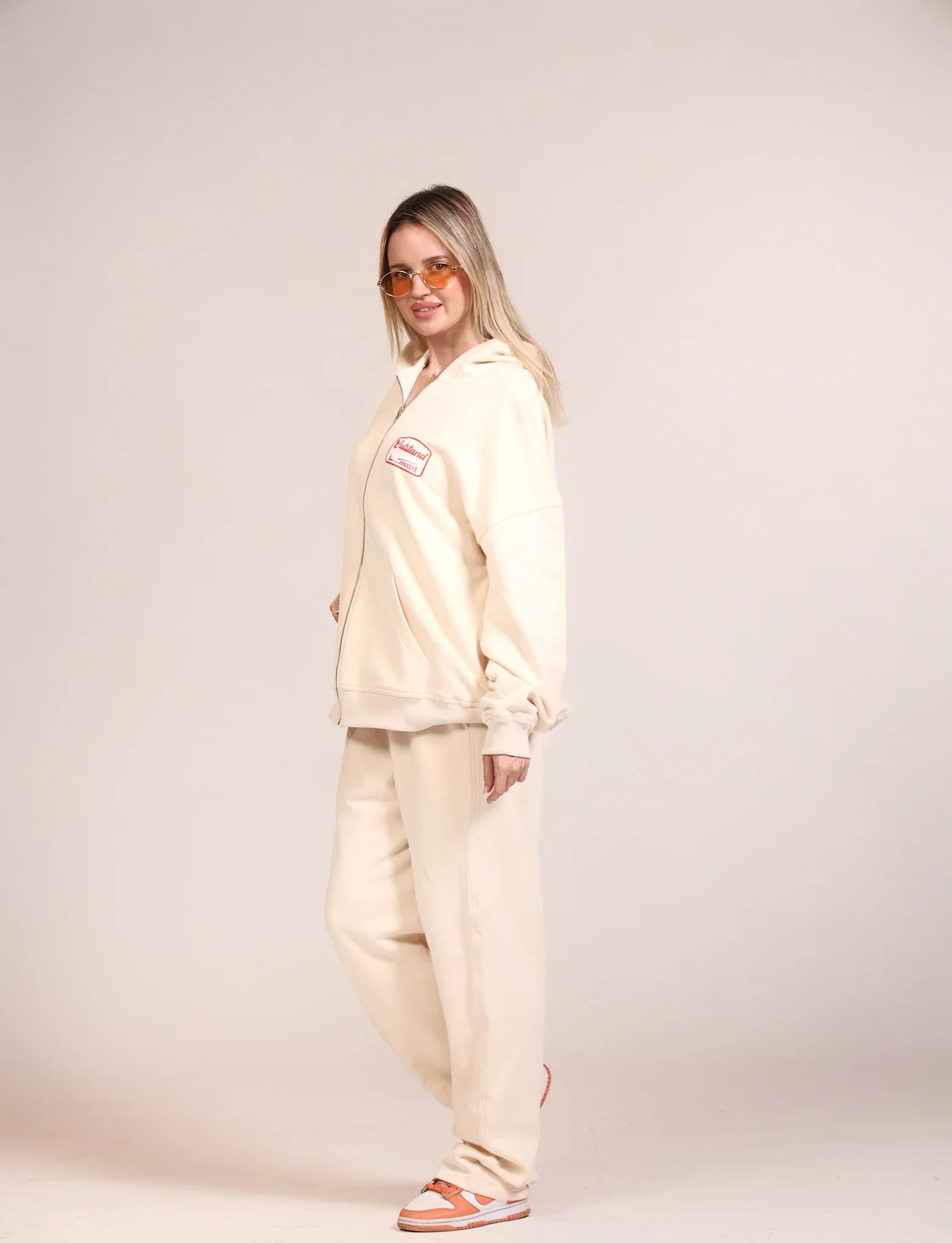 Outstand Sweatpant - Image 4